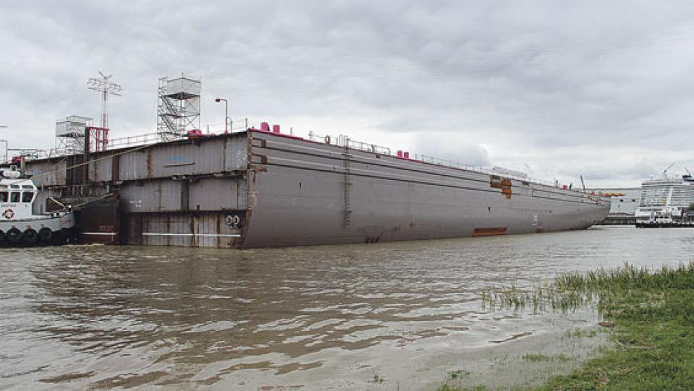 Dieses Schwimmteil für die »Odyssey of the Seas« ist 140 Meter lang und 42 Meter breit. Das gleichnamige neue Kreuzfahrtschiff will die Papenburger Meyer Werft im Herbst 2020 abliefern.  © Gonzales-Tepper