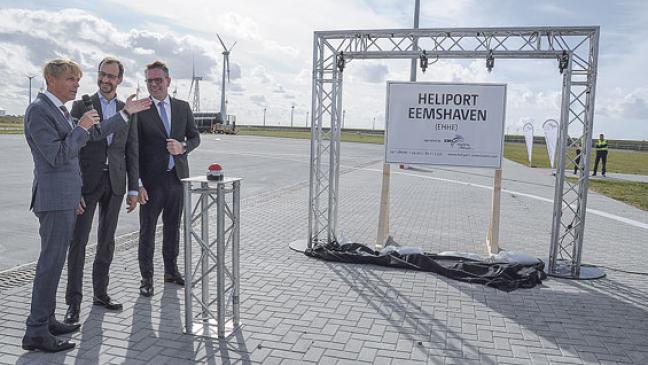 Erster Helikopter  ist gelandet