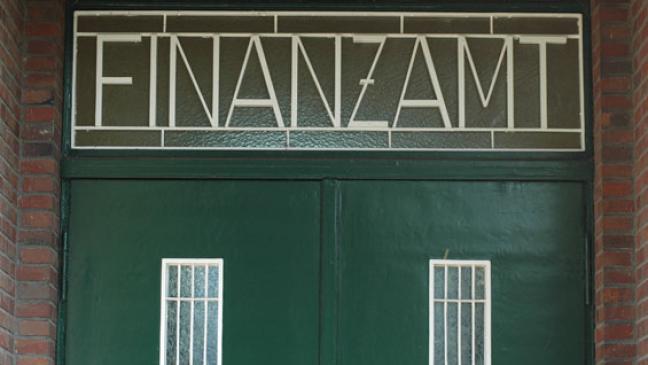 Neuer Aufzug fürs Finanzamt