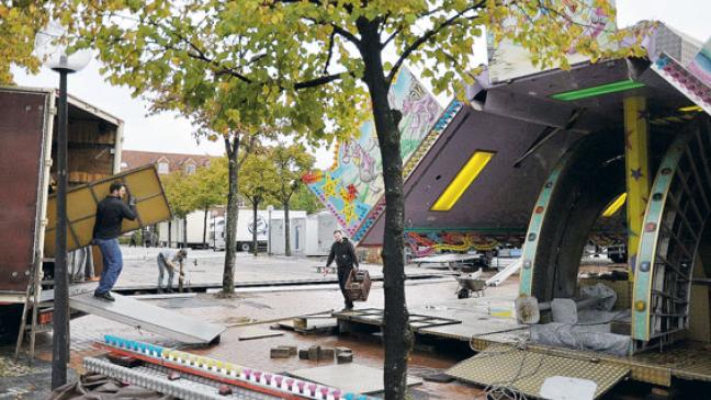 Gallimarkt-Aufbau: Erste Karussells stehen schon