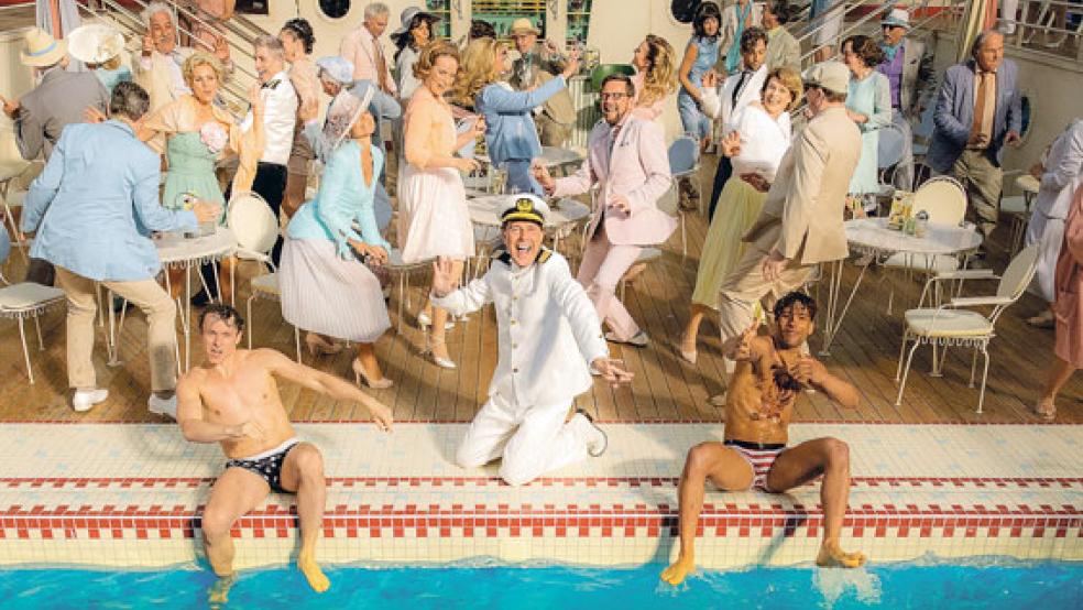 Partystimmung pur: Bevor das Kreuzfahrtschiff New York erreicht, wird ordentlich gefeiert. © Foto: Universal Pictures