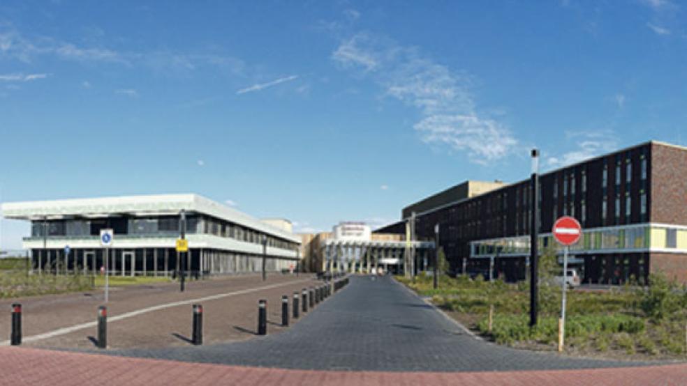 Ein selbstfahrender Bus pendelt tagsüber zwischen dem Ommelander Ziekenhuis und der nächstgelegenen öffentlichen Bushaltestelle in Scheemda. © Fotos: Kuper
