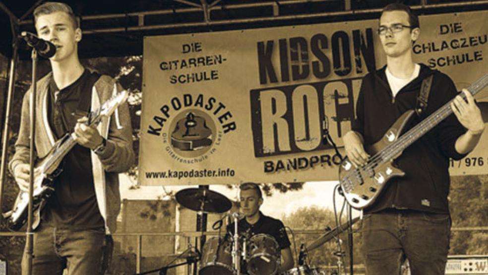 Zum letzten Mal live auf einer Bühne: Die Musiker von »Couple of New«, die zu den »Urgesteinen« des »Kids of Rock«-Projektes gehören. © Foto: privat