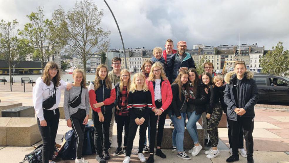 Voller Eindrücke und »ferienreif« kehrten die Oberschüler aus Weener aus Les Pieux zurück. © Foto: privat