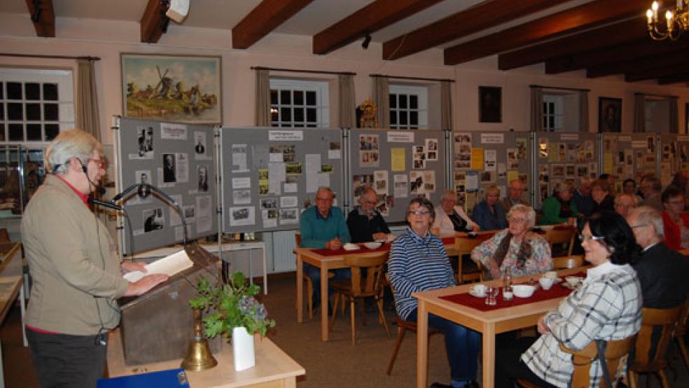 Marga von Glan-Hesse bei ihrem Vortrag im Saal des Heimatmuseums. © Foto: Hoegen