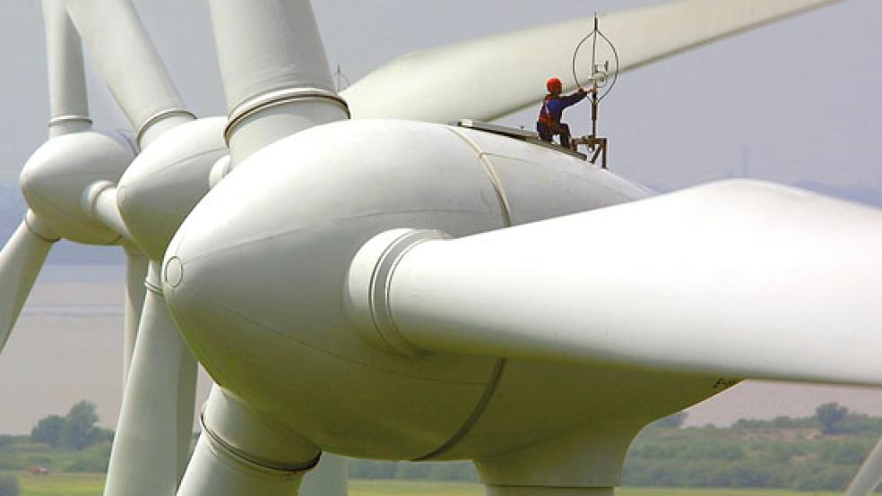 »Es besteht ein hohes Risiko, dass dies nicht die letzte schlechte Nachricht gewesen sein wird», sagt Ministerpräsident Weil mit Blick auf angekündigte Stellenstreichungen beim Anlagenbauer Enercon.  © Foto: RZ-Archiv