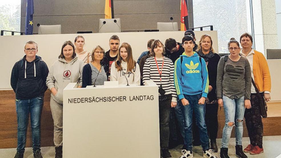 Förderschüler aus Weener besuchten den Landtag in Hannover.  © Foto: Pestalozzischule