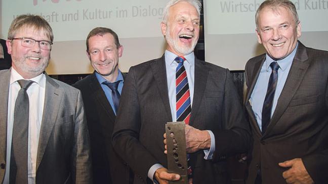 Engagement macht Spaß: Kultur-Preis für Enova-Chef