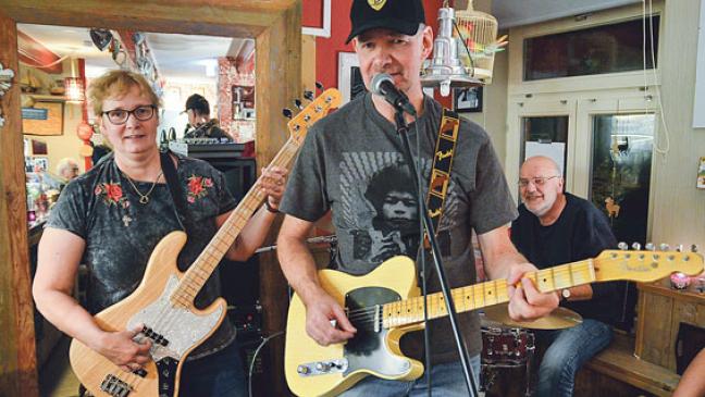 Kurzweilige Fahrt mit dem »Blues-Express«