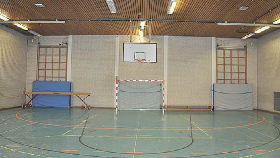 Die Turnhalle an der Wiesenstraße in Weener wurde im Jahr 1962 erbaut.  © Foto: privat