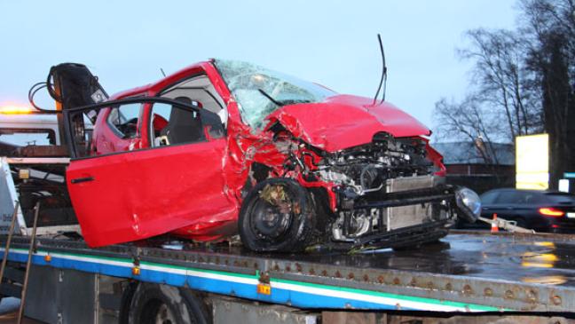 Frontal-Unfall auf Rheiderlandstraße