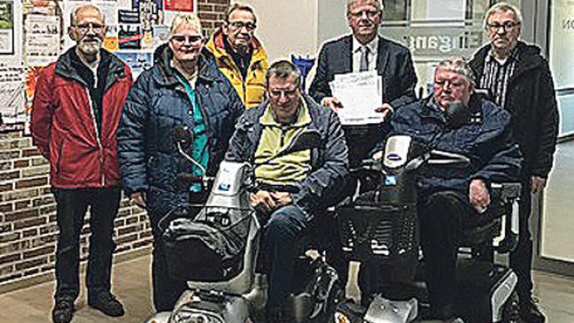 831 Unterschriften für eine Ampel