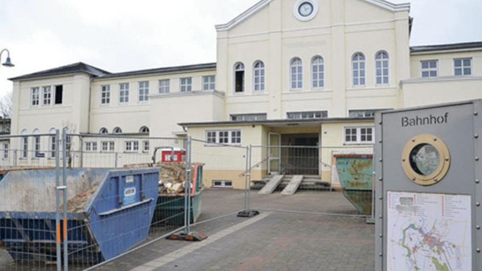 Unter Denkmalschutz steht das Papenburger Bahnhofsgebäude.  © Foto: Schade
