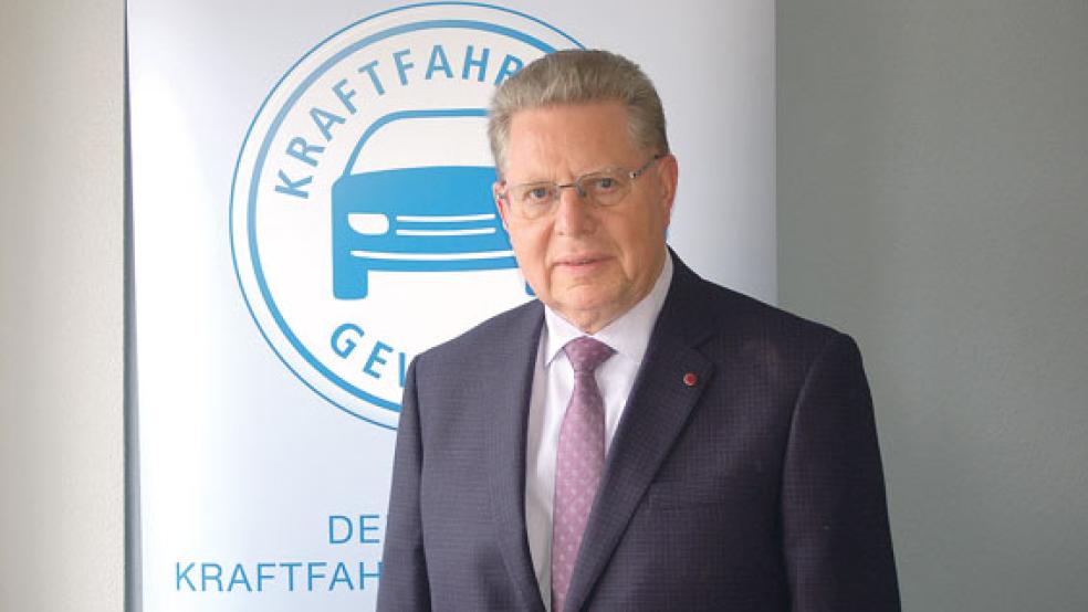 »Die Autohäuser und Werkstätten stehen vor einem Wandel«, sagt Obermeister Lothar Freese.  © Foto: ProMotor/nds 