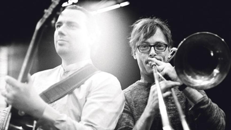 Das Duo »Mehr als Wir« aus Leipzig tritt am 25. Januar im Gulfhaus »dartein« in Driever auf. © Foto: privat