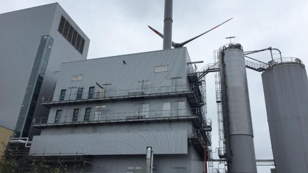 Im Ersatzbrennstoffkraftwerk in Weener hat es in der Nacht einen Feuerwehr-Einsatz gegeben. © Archivfoto: Hanken