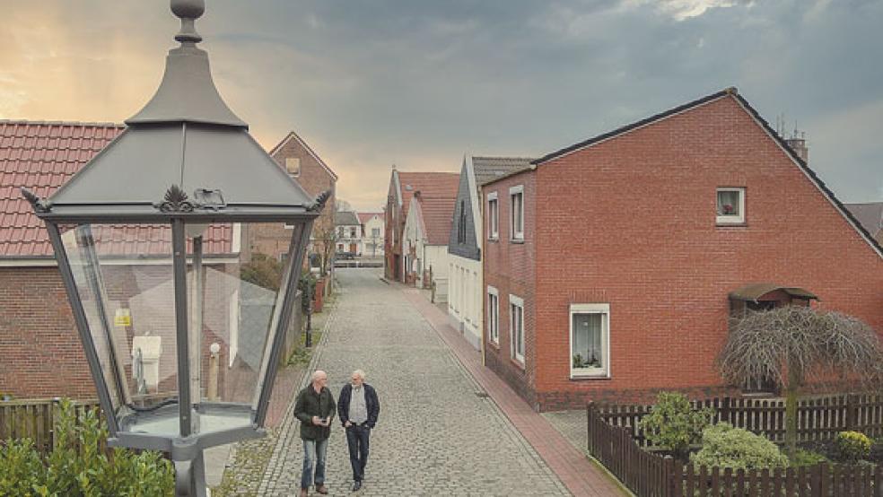 Sieben Laternen hat die Stadt insgesamt an der Burgstraße installieren lassen. © Foto: Bruins