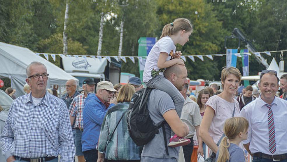 Auch auf dem Freigelände der Landsburghalle am Emsdeich herrschte 2018 einiger Andrang. © Archivfoto: Himstedt