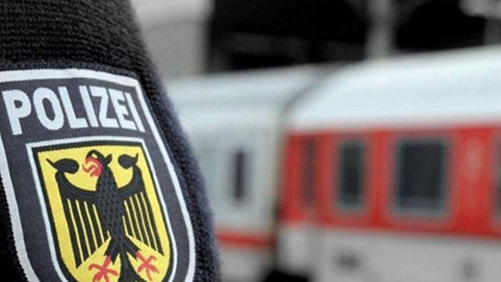 Die Bundespolizei vollstreckte am Sonnabend am Bahnhof Weener einen Haftbefehl gegen einen 33-Jährigen. © Foto: Archiv