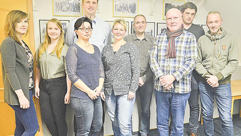 Martje Bruhns (links) hat mit sechs Jahren angefangen, beim MTV Ditzum zu tanzen. Heute ist sie als Kassenwartin Teil des Vereinsvorstands. © Foto: privat
