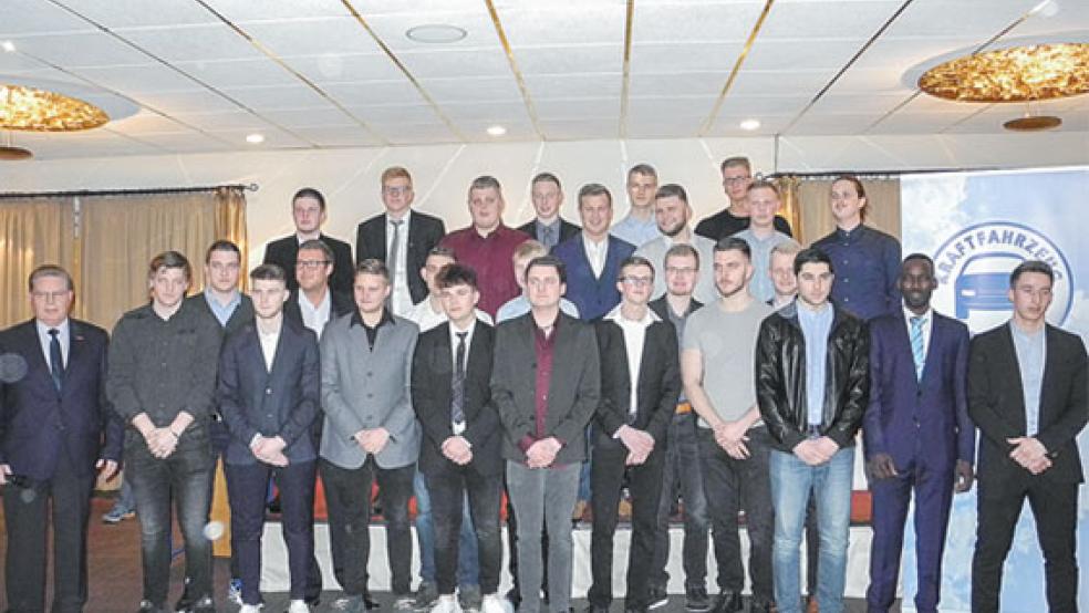 Die Prüflinge aus dem Landkreis Leer. © Foto: Kreishandwerkerschaft