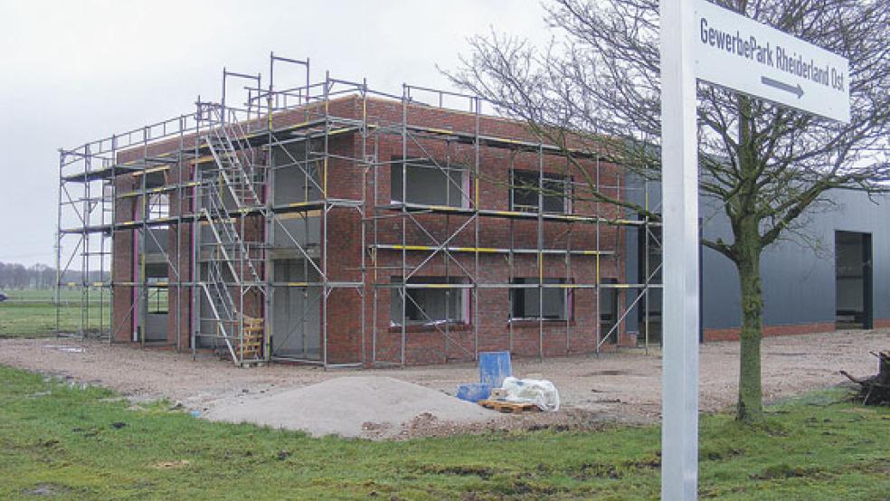 Die neue Niederlassung der niederländischen Stallreinigungsfirma JOZ befindet sich bereits im Bau. © Foto: Szyska