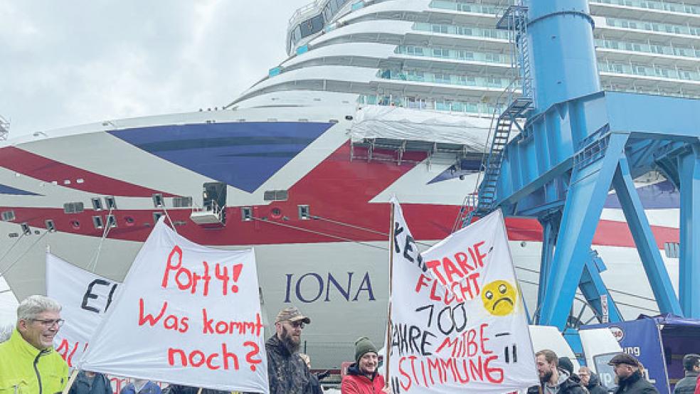 Das Prestigeprodukt »Iona« rückt vor dem Hintergrund des Tarifstreits auf der Meyer Werft buchstäblich und bildlich in den Hintergrund. © Fotos: Hanken