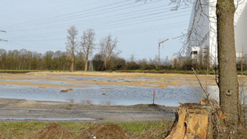 Hier entdeckten Archäologen Spuren einer 2000 Jahre alten Siedlung. Inzwischen ist das Areal auf dem Erweiterungsgelände der Meyer Werft ausgekoffert worden.  © Foto: Dieckmann