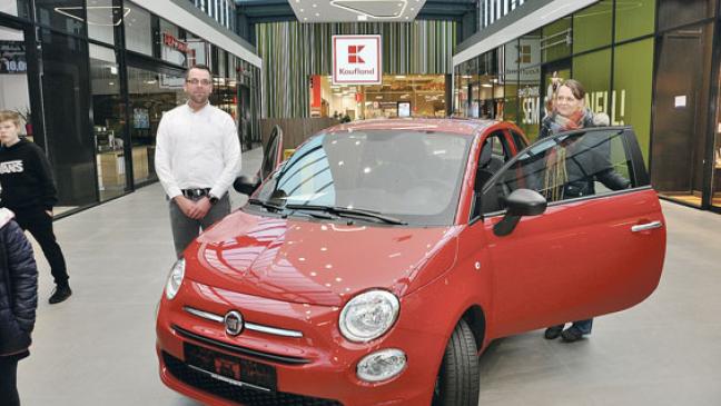 Veenhuserin gewinnt Auto