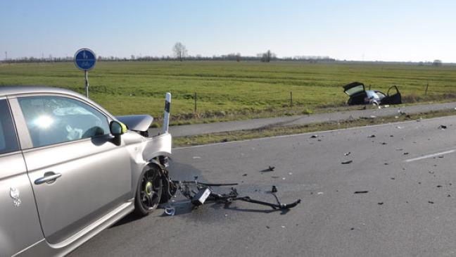 Drei Verletzte nach Wendemanöver