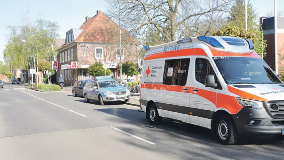 In Leer ist eine 58-jährige Radfahrerin bei einem Unfall leicht verletzt worden. © Foto: Wolters