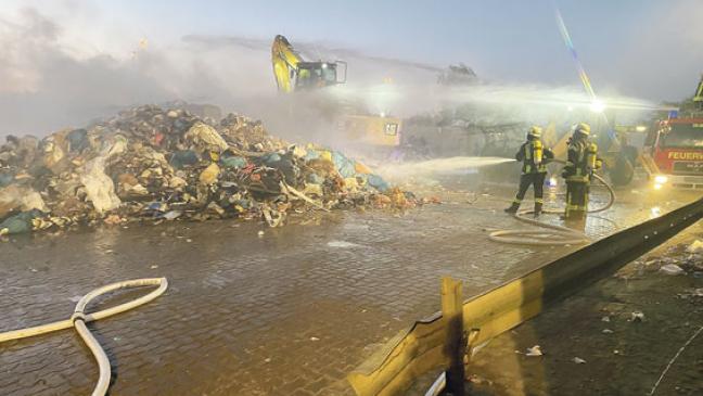 Müll stand in Flammen