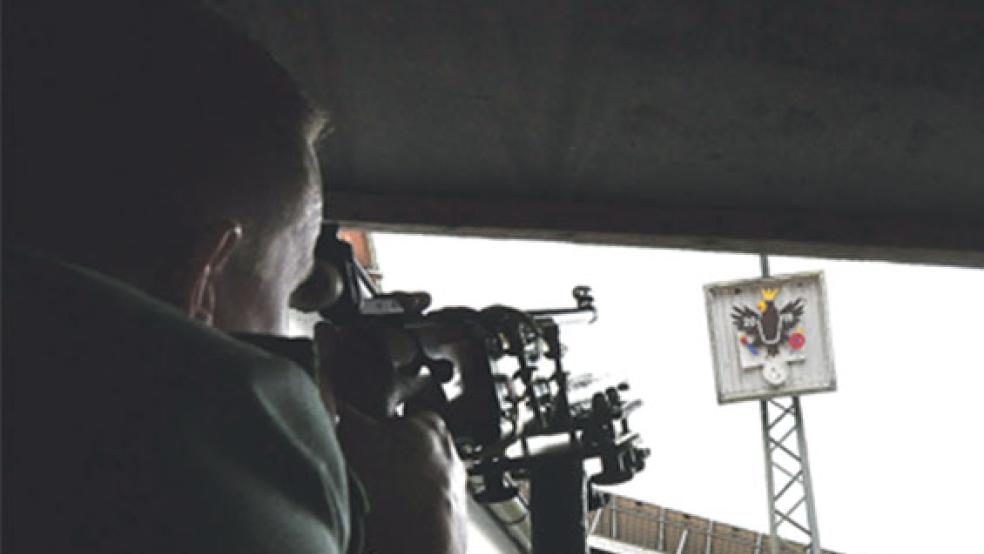 Ausgeschossen: In Diele wird dieses Jahr kein Schützenfest gefeiert. © Archivfoto: Boelmann