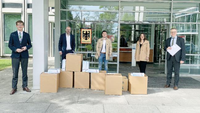 Mehr als 50 Aktenordner: Antrag für neue Stromtrasse eingereicht