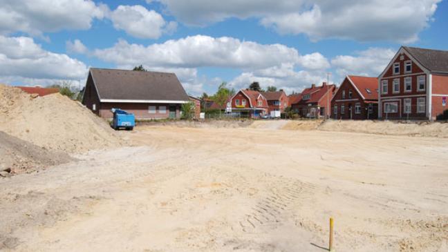 »Der Bagger steht bereit« in Weener