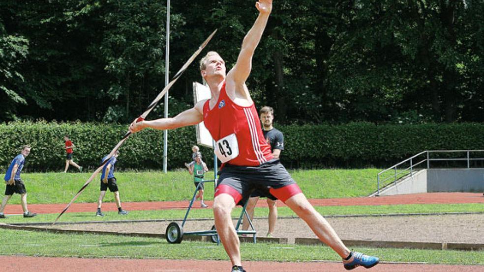 Als Werder-Fan die Raute auf der Brust: Tobias Adam aus Weener gehörte von 2014 bis 2017 zu den Speerwerfern des Hamburger Sportvereins. © Foto: privat