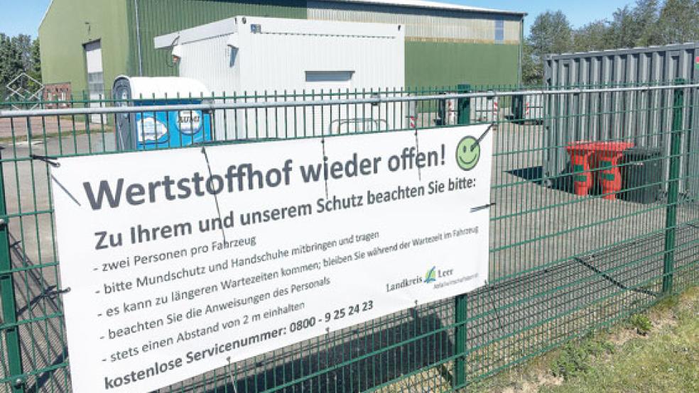 Der Wertstoffhof in Möhlenwarf hat am Dienstagmittag nach mehreren Wochen wieder seine Tore für Anlieferungen geöffnet.  © Foto: Boelmann