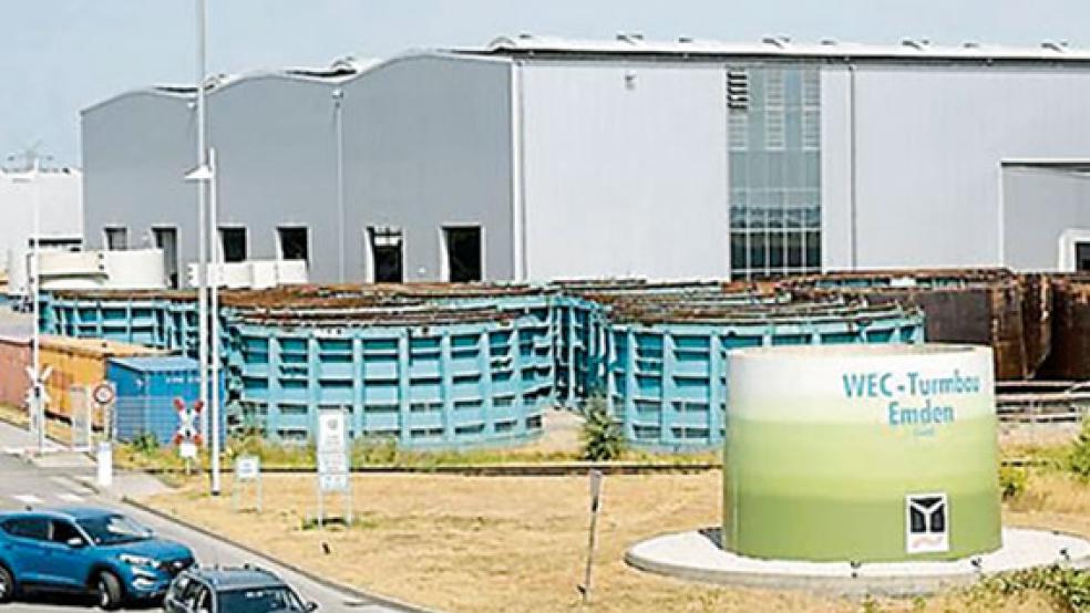 Bleibt in unruhigem Fahrwasser: Die WEC Turmbau Emden GmbH am Jarßumer Hafen. © Foto: Hasseler