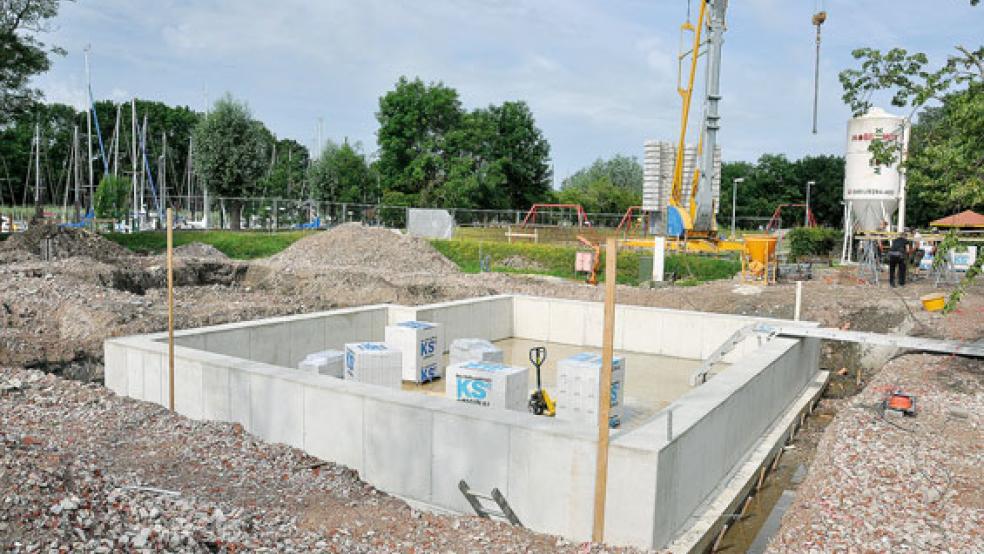 Das Kellerfundament für das neue Vereinsheim von »Luv-up« ist fertig. © Foto: Wolters