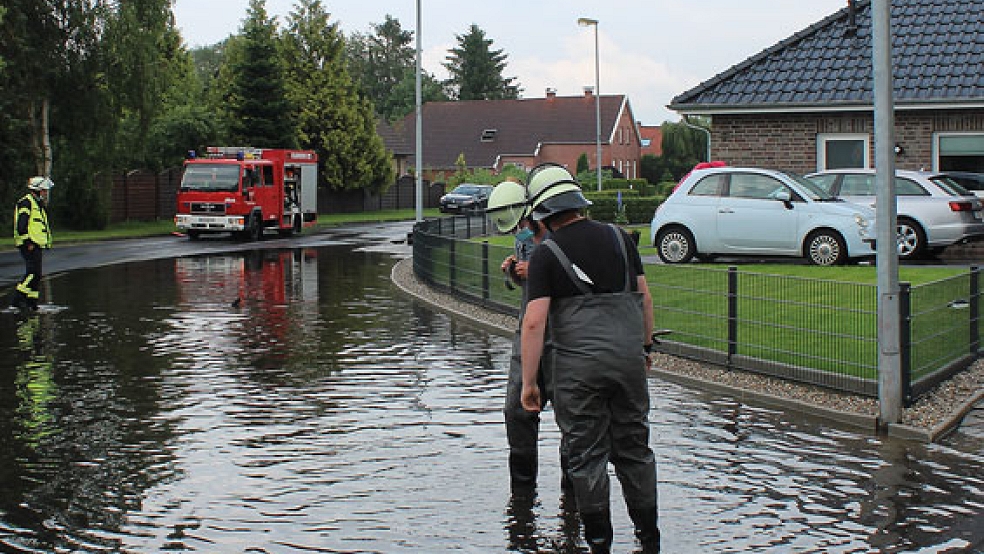 Die Feuerwehr war auch in Holthuserheide gestern Abend im Einsatz. © Foto: Rand (Feuerwehr)