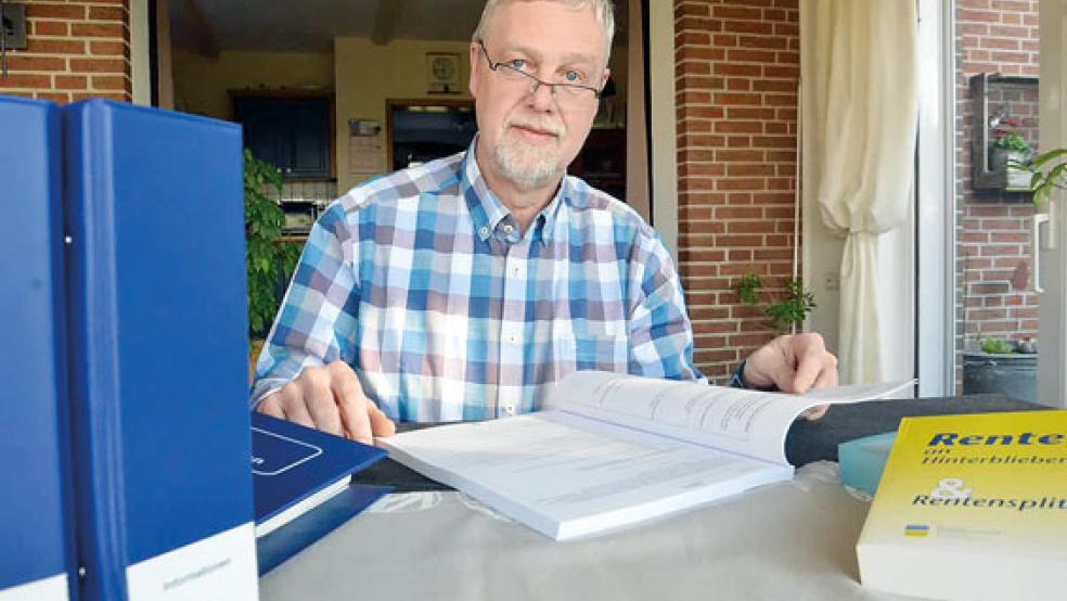 Jan-Martin Donker aus Bunde ist ehrenamtlicher Versichertenberater.  © Foto: RZ-Archiv