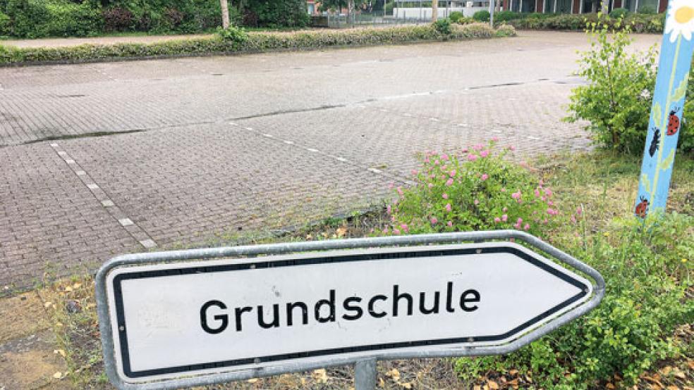 Für die teilweise chaotische Verkehrssituation an der Wiesenstraße will die Weeneraner Stadtverwaltung ein Verkehrskonzept erstellen lassen.  © Foto: Boelmann