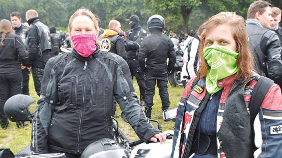 Sind gegen Fahrverbote: Yvonne Meyenburg und Elke Goeman. © Foto: Hinrichs