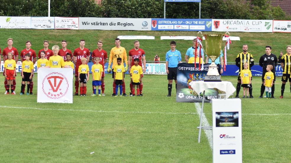 Um den Ostfriesland-Cup austragen zu können, müssen die Organisatoren eine Menge vorbereiten. © Foto: Hilbrands