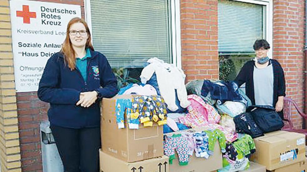 Elke Rose bei der Spendenübergabe in Leer. © Foto: privat