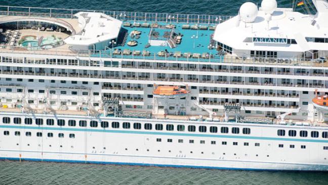 Kreuzfahrtschiff dreht erneut ab