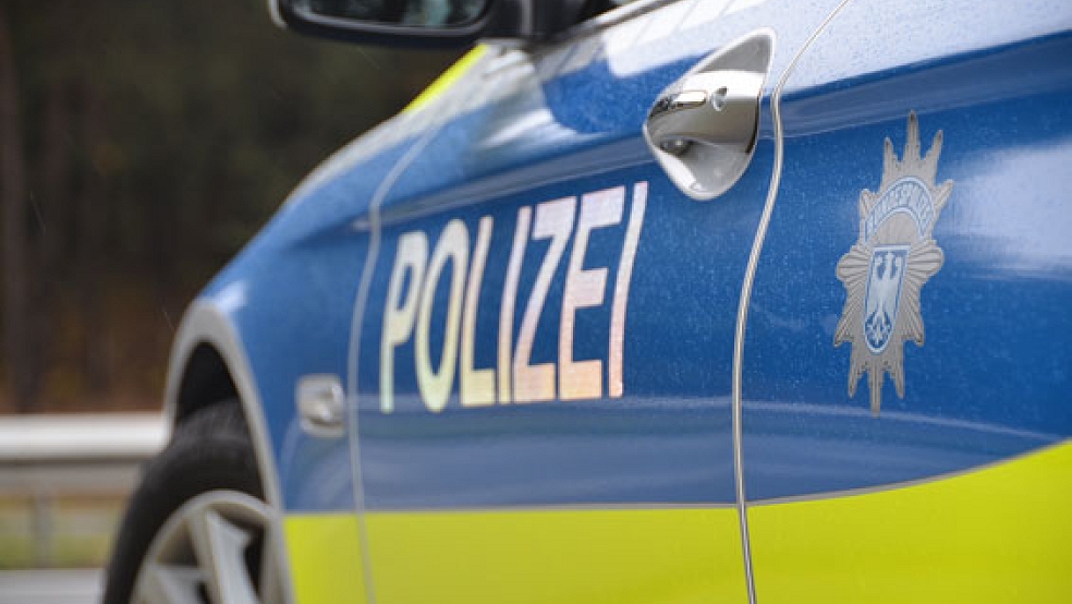 Die Polizei war nach einem Unfall mit einem Leichtverletzten an der Einmündung von der B 436 in die Norderstraße in Weener im Einsatz. © Foto: Archiv