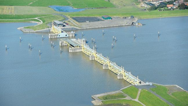 Heute Steuerung des Flutstroms