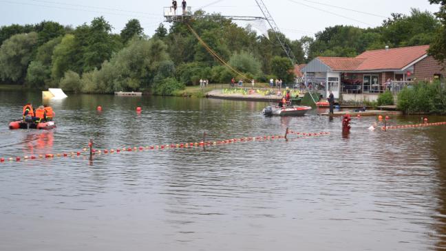Kleines Kind ertrinkt im Idasee