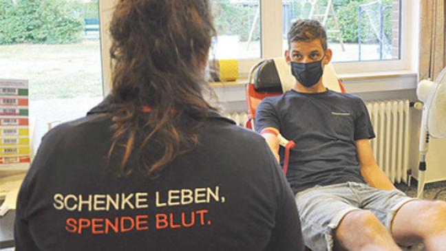 Treue Blutspender in Holthusen